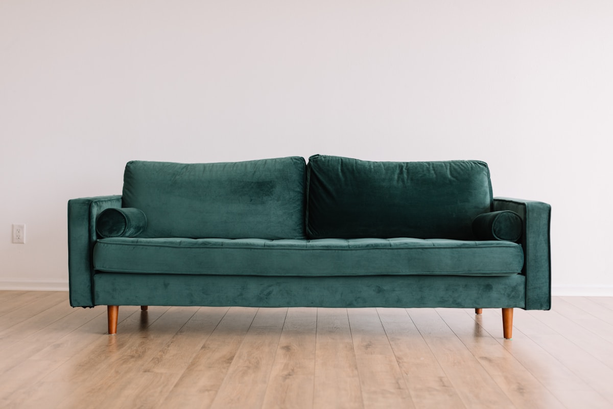 Linen 3-Seater Sofa — Natural Oak Legs
